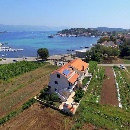 Apartmani Fides Lumbarda Exteriér fotografie